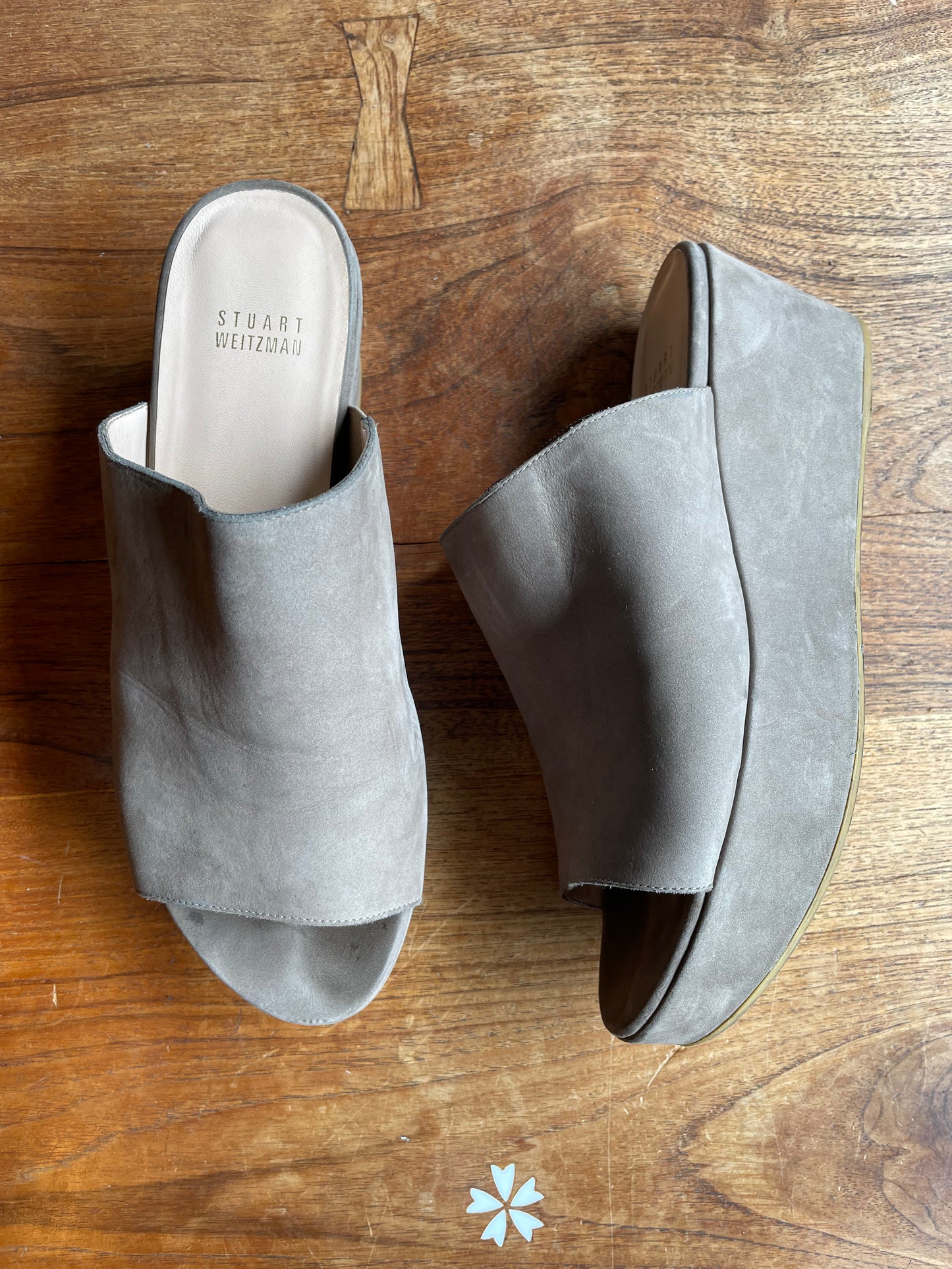 stuart weitzman flatout leather platform slide