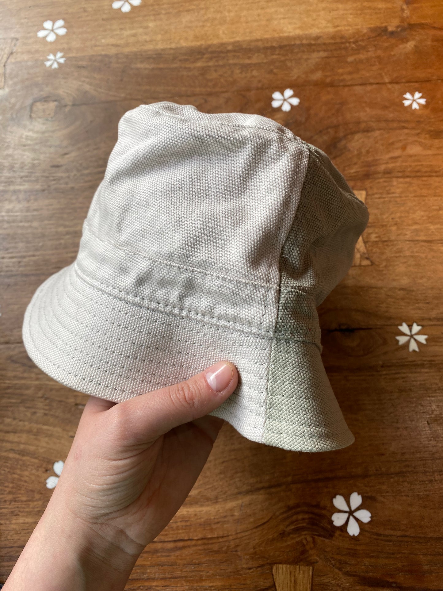 zara two tone twill bucket het