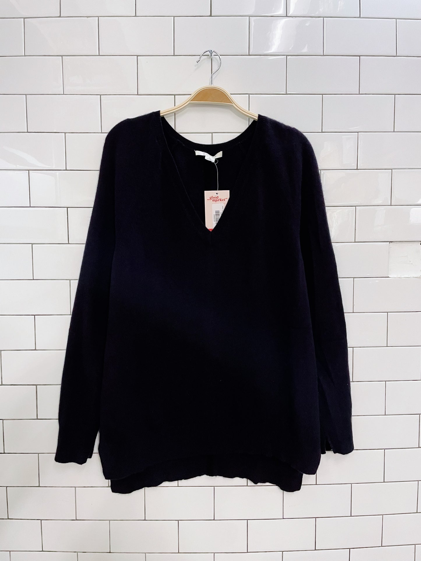 duffy 100% cashmere v-neck sweater