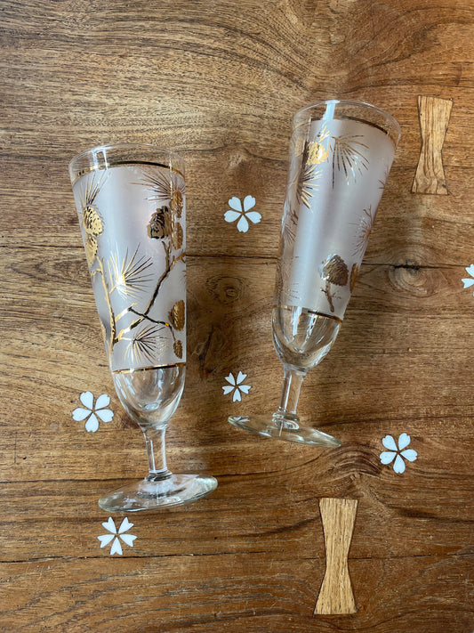 x2 vintage gold pinecone champagne glasses