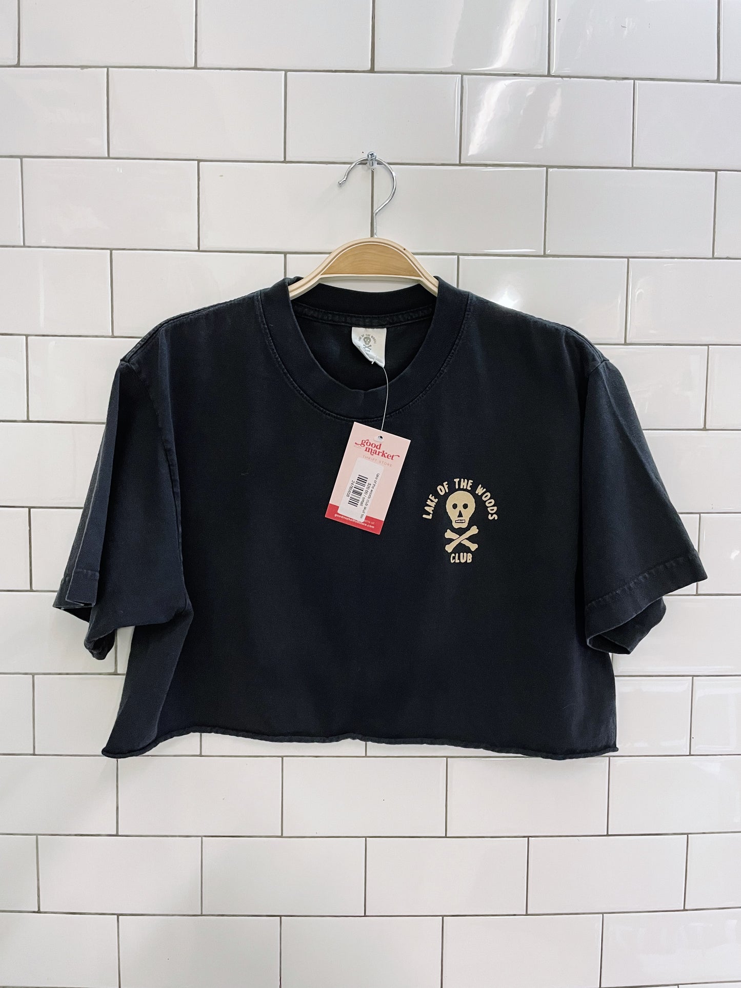 lake of the woods club skull tee