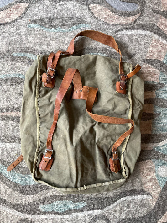 vintage woods military chair pack