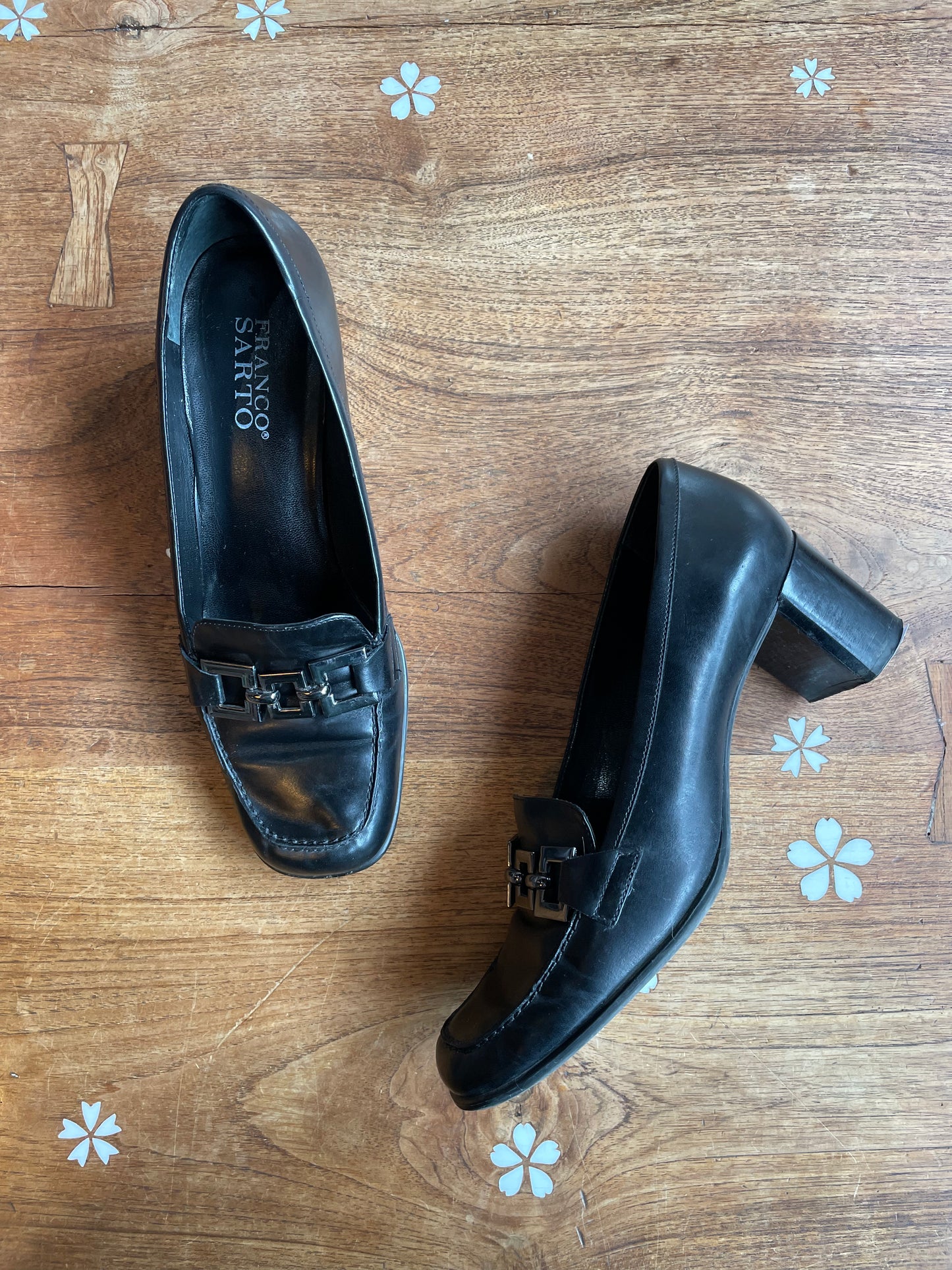 y2k franco sarto heeled buckle loafer