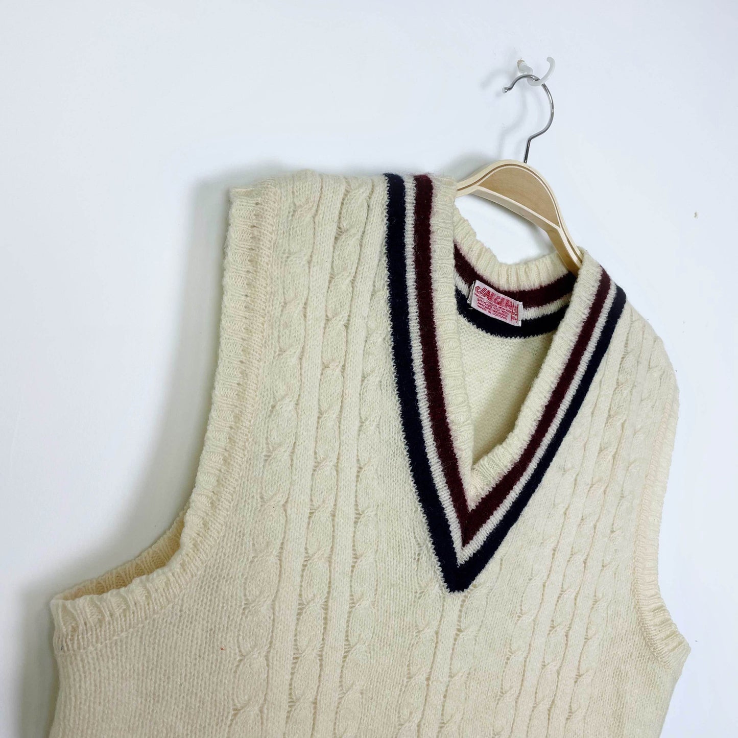 vintage jaeger shetland wool cable knit sweater vest - size