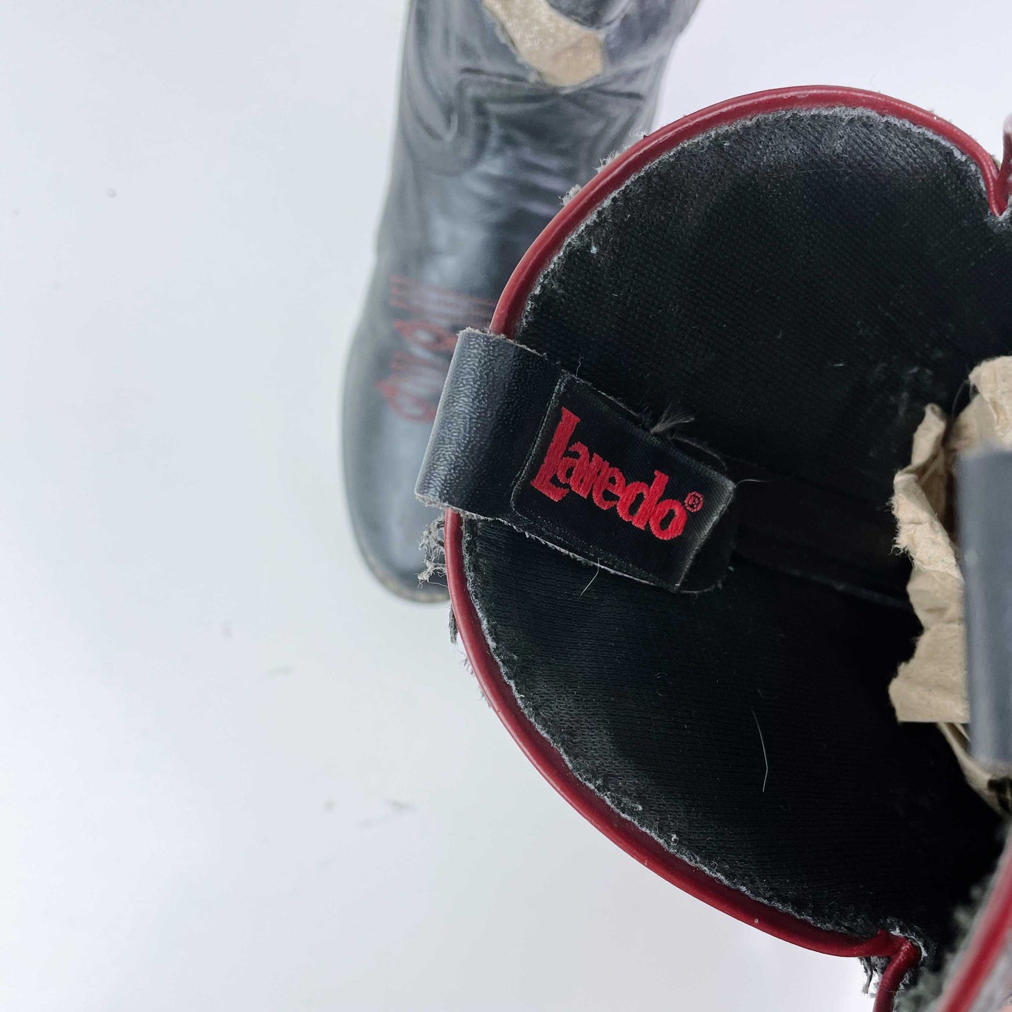 laredo boots with bull cut out - size 1.5