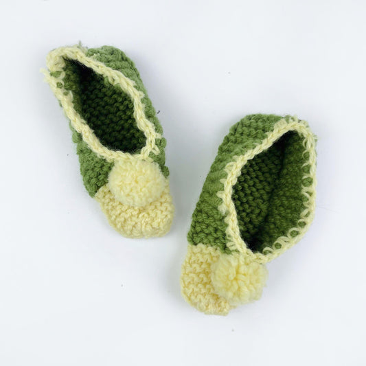 handknit pom pom slippers - one size