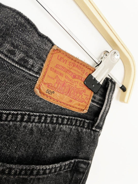 levi's 501 cut off denim short shorts - good market thrift store