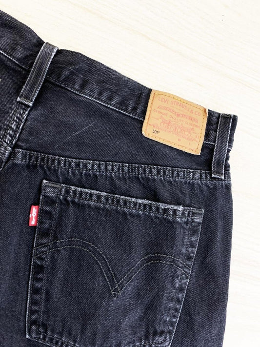 levi's 501 cut off distressed denim shorts - good market thrift store
