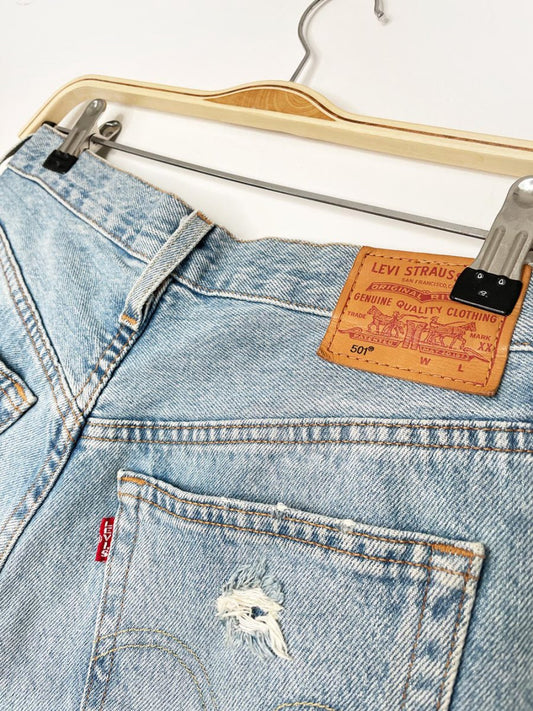 levi's 501 distressed cut off denim shorts - good market thrift store