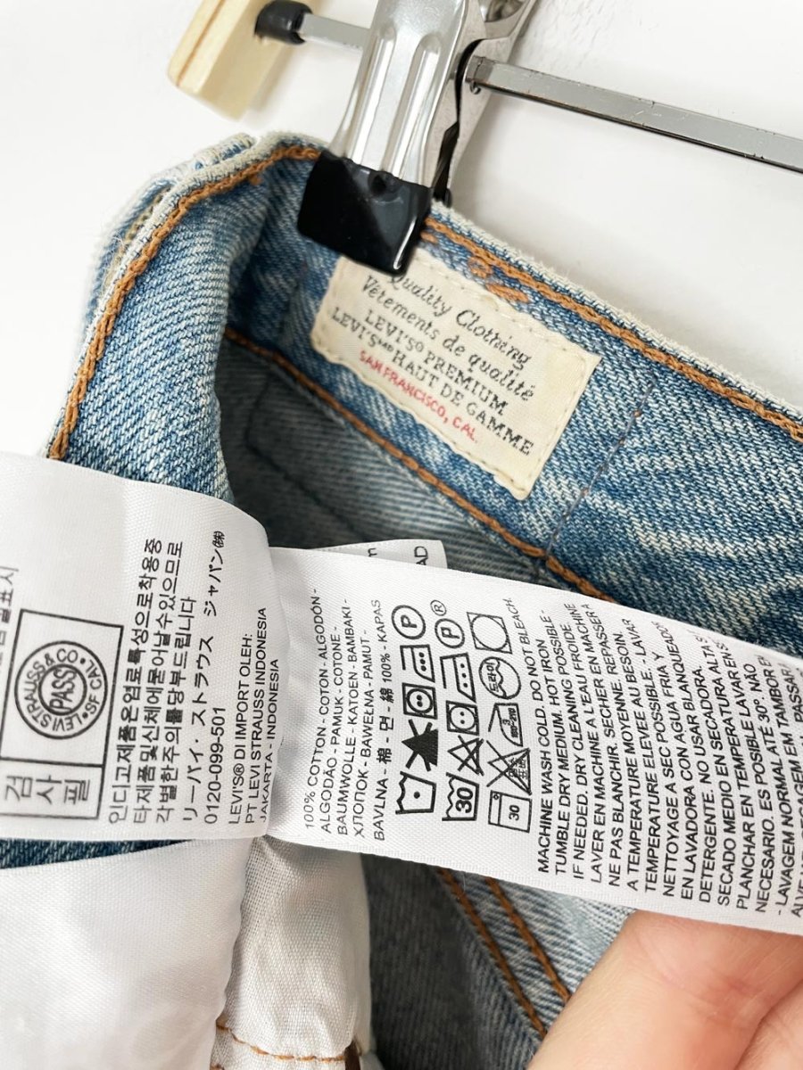 levi's 501 distressed cut off denim shorts - good market thrift store