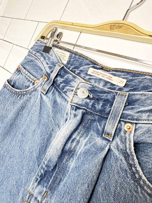levi's ribcage pleated crop raw hem wide leg jeans - good market thrift store