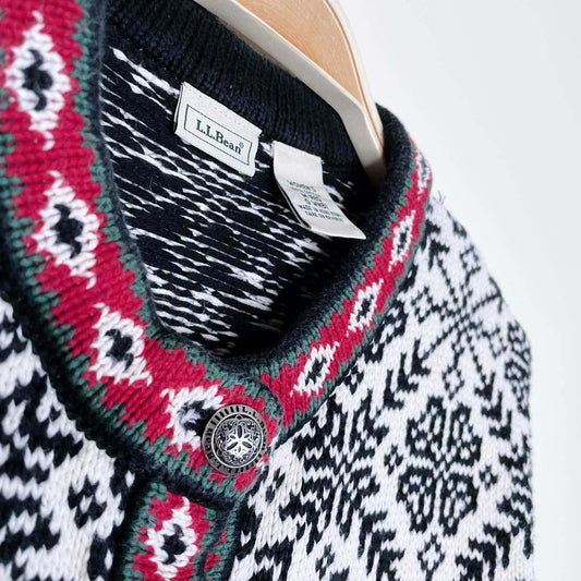 vintage ll bean nordic snowflake knitted cardigan - size medium