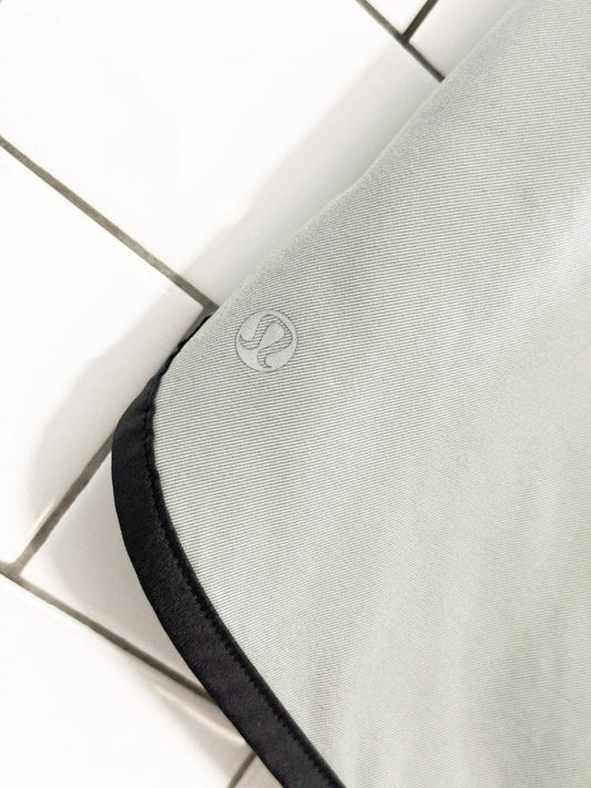 lululemon swift varsity shorts - good market thrift store