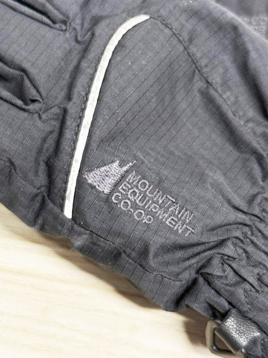 mec semi - waterproof leather palm gloves - good market thrift store