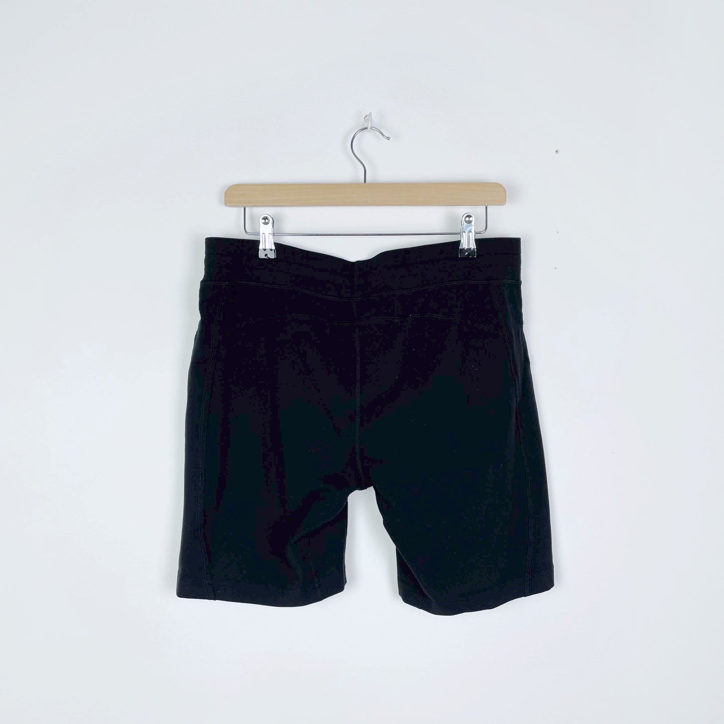 lululemon black men's yoga shorts - size xl