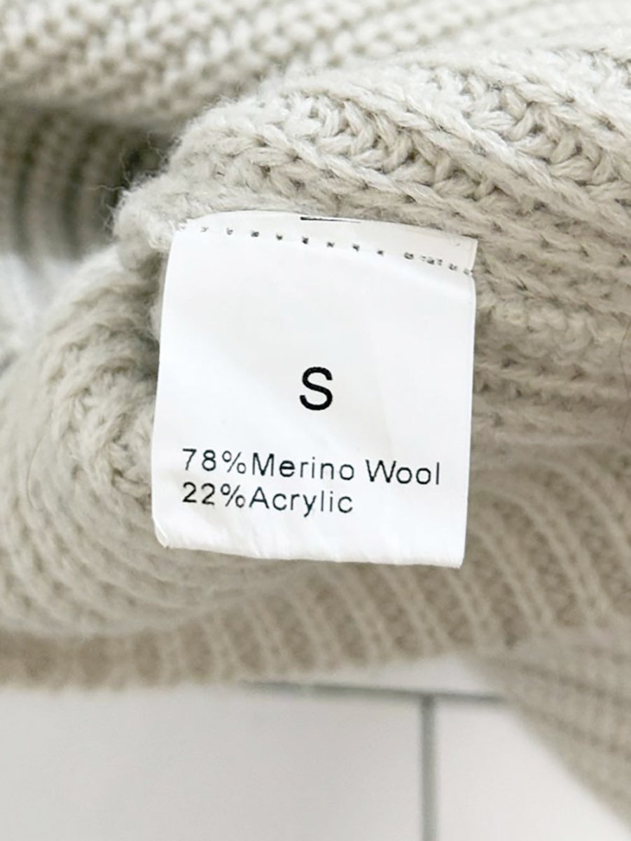 merino wool - blend single pocket knit sweater vest - good market thrift store