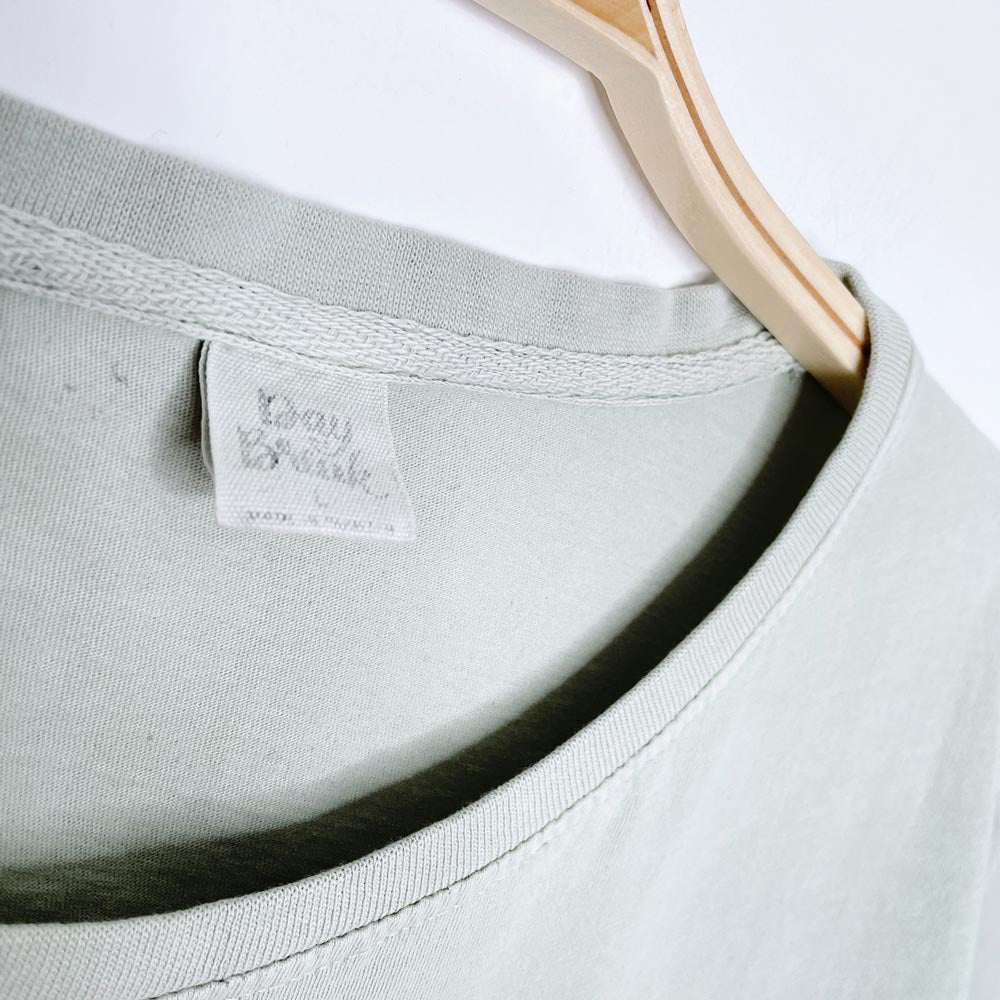 daybreak montana graphic crop tee