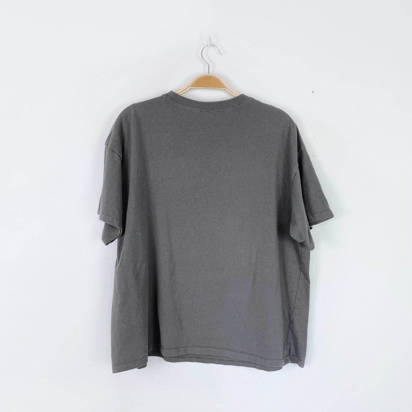 h&m nashville graphic tee