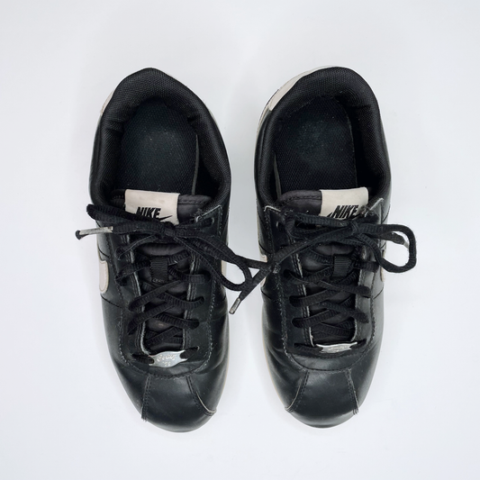 nike cortez leather sneakers - size 5.5Y