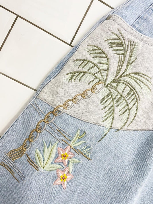 nwt vintage 90s together palm tree appliqué pleated long denim shorts - good market thrift store