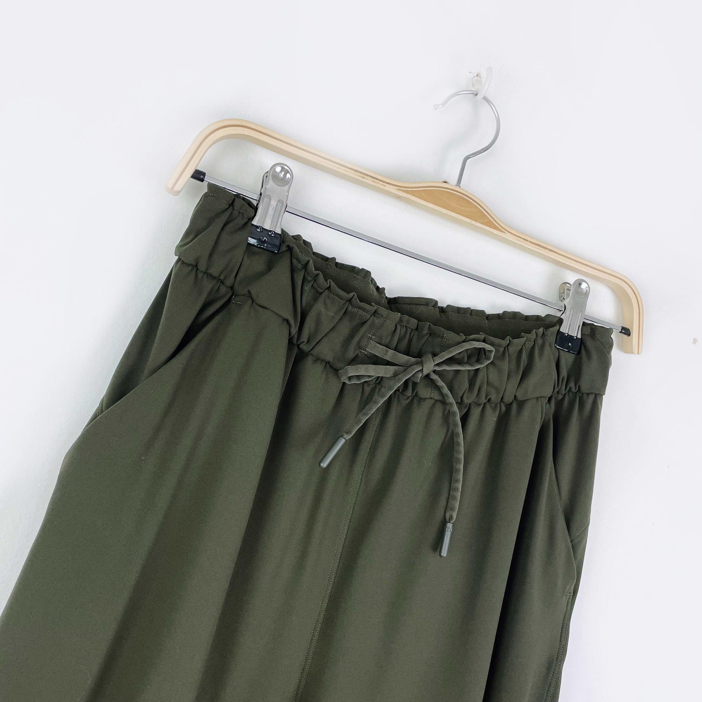 lululemon 2020 keep moving pant luxtreme