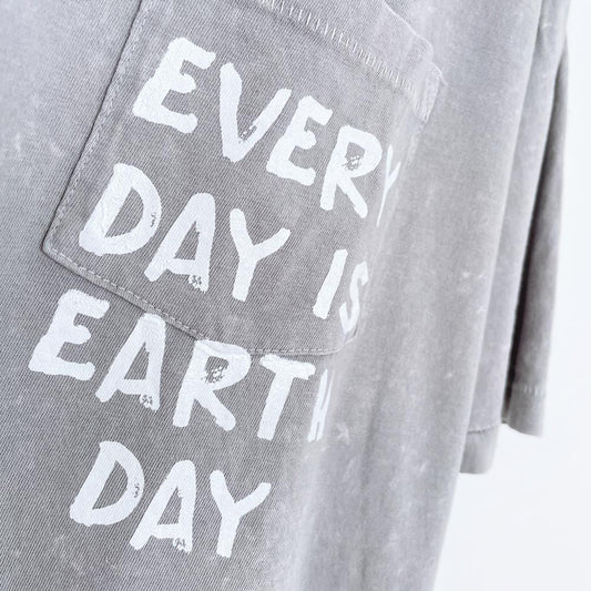 old navy x earth activist soft washed pocket tee