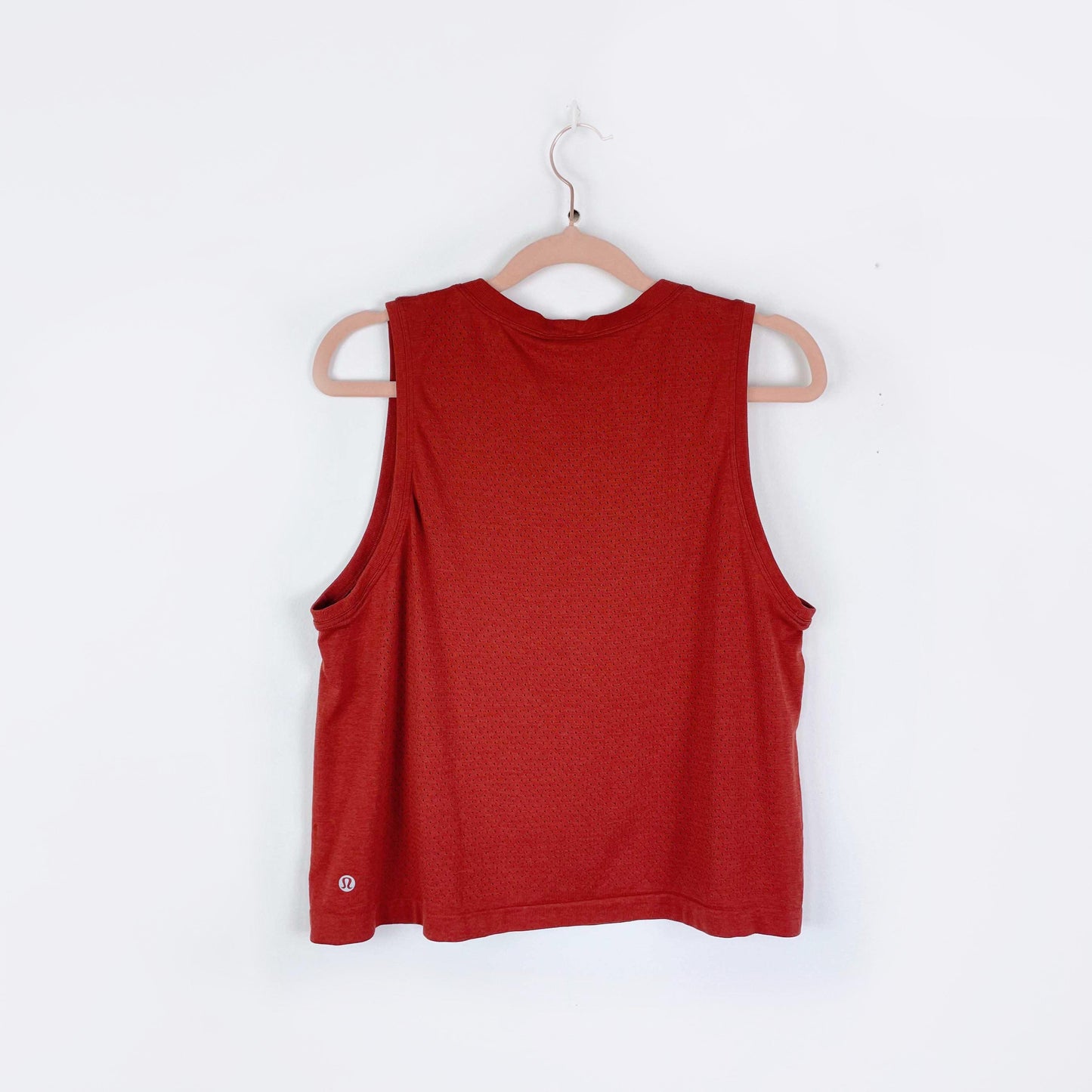 lululemon 2020 breeze by muscle crop tank