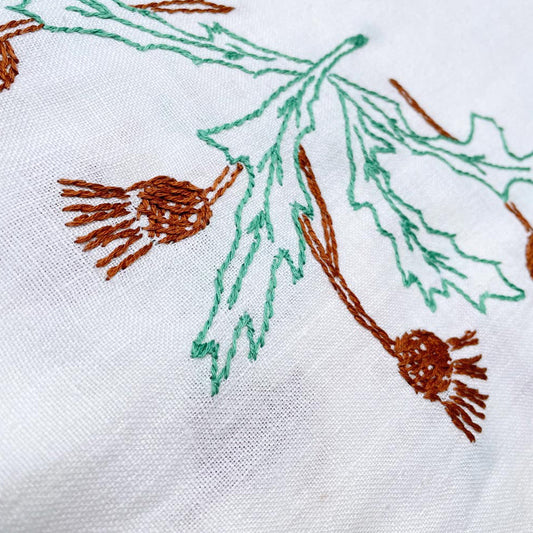 vintage holly crochet trim table cloth