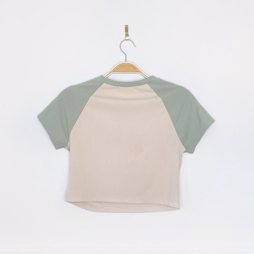 mushrooms ribbed crop raglan tee - good market thrift store