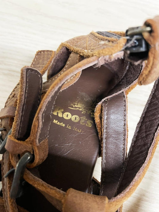 roots rustic leather strappy sandals | made in Italy - good market thrift store