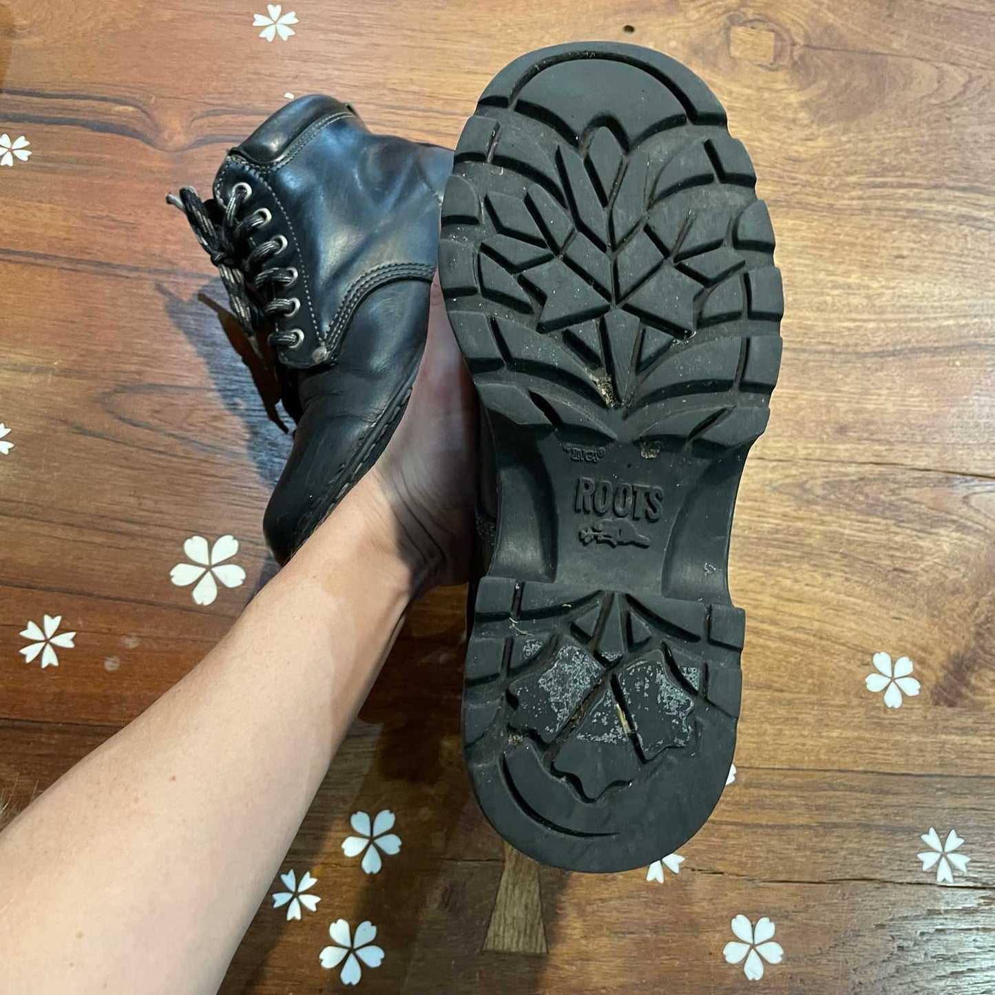 vintage 90s roots tuff leather hiking boots - size 6