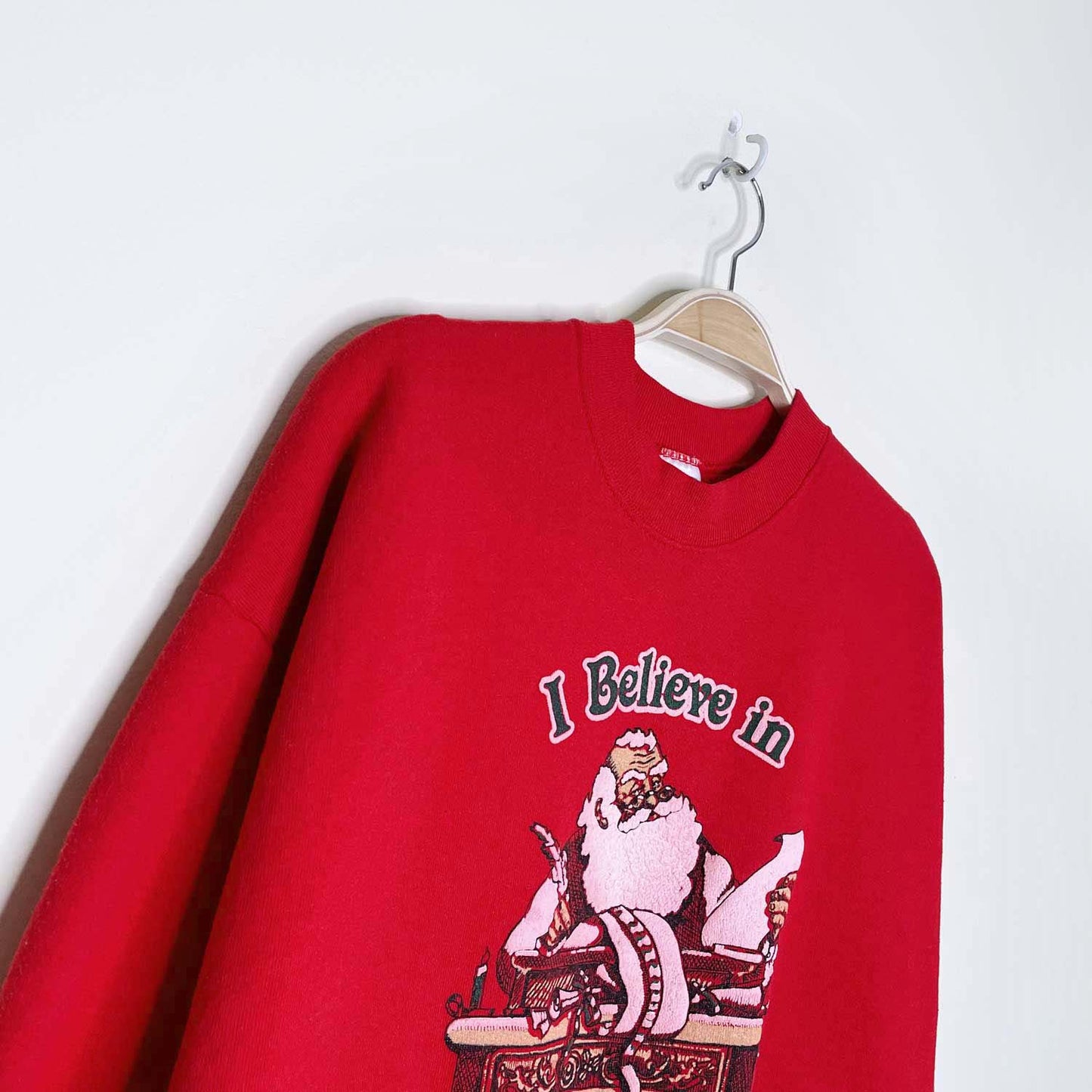 vintage i believe in santa graphic crew - size xl