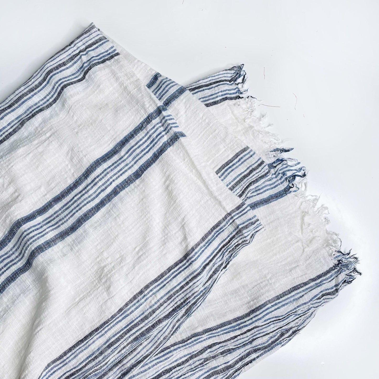 roots 2019 summer scarf