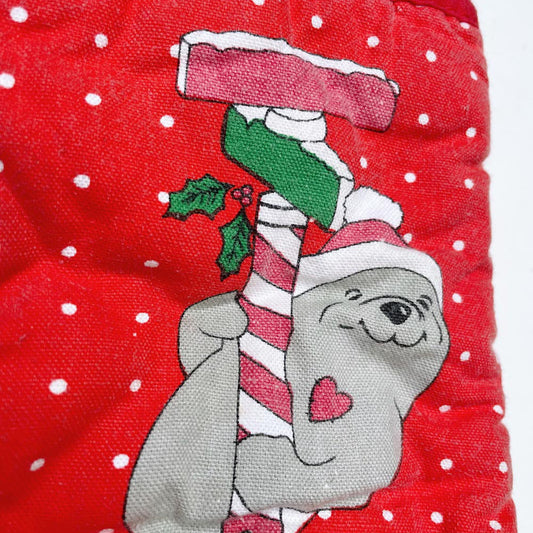 north pole seal holiday oven mitt
