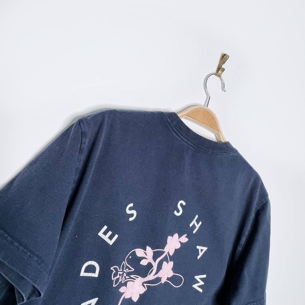 roots x shawn mendes 2018 pocket tee