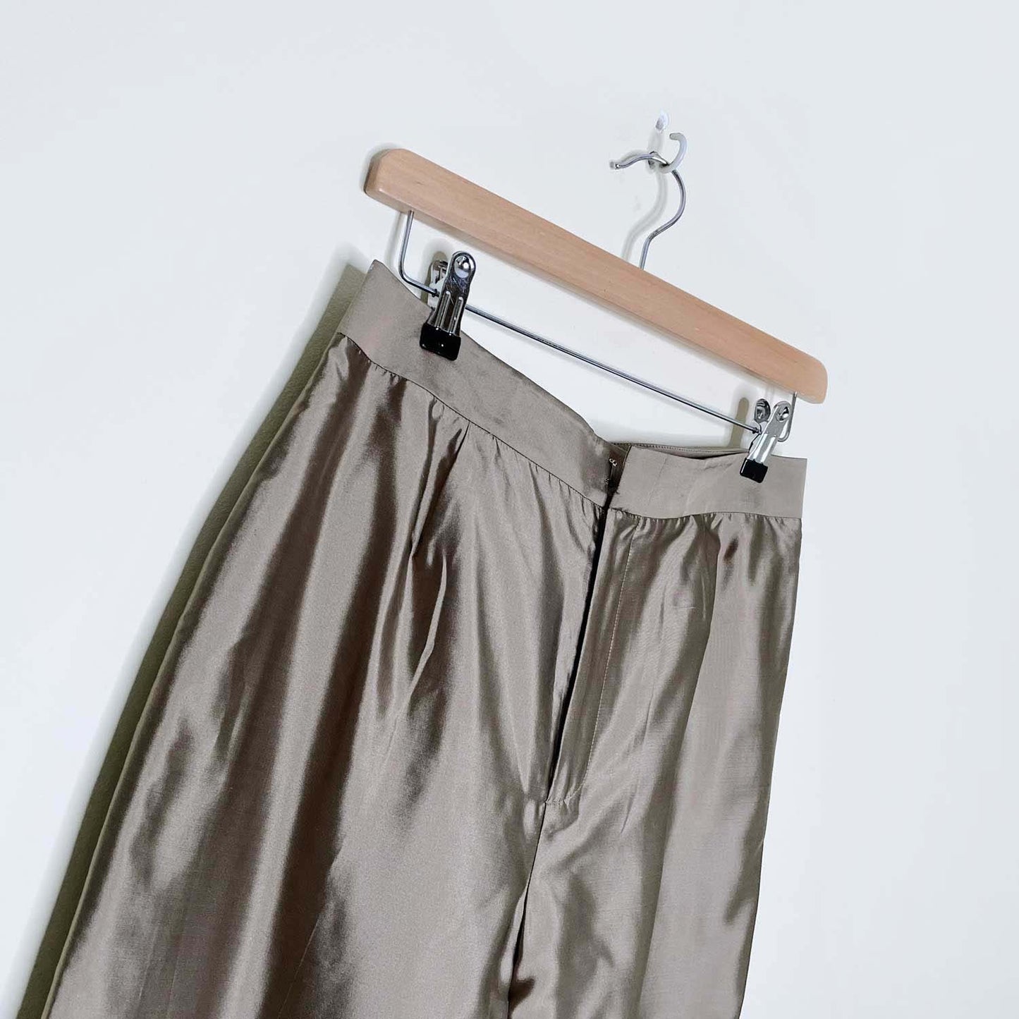 INC 100% silk gold tapered trouser - size 8