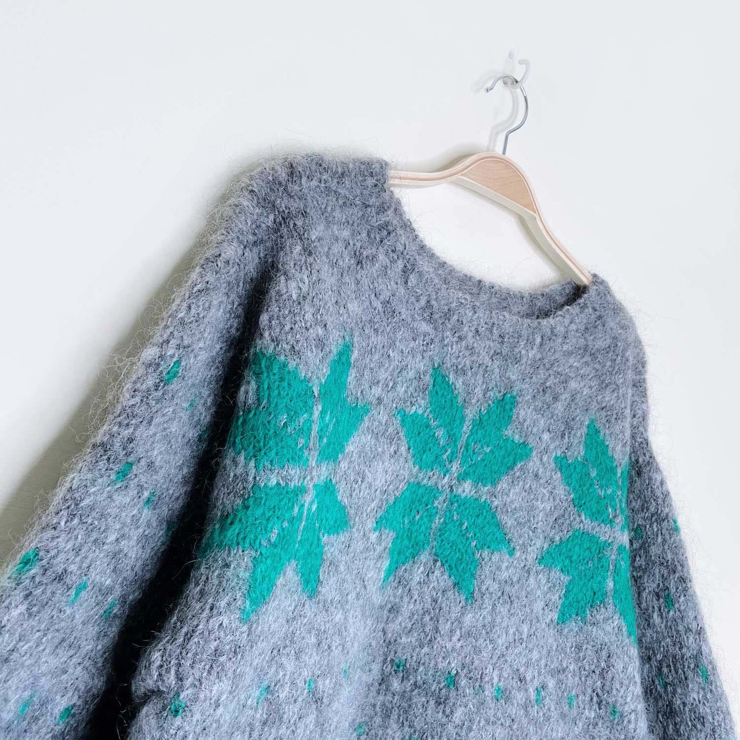 vintage grey mohair snowflake balloon sleeve sweater - size medium