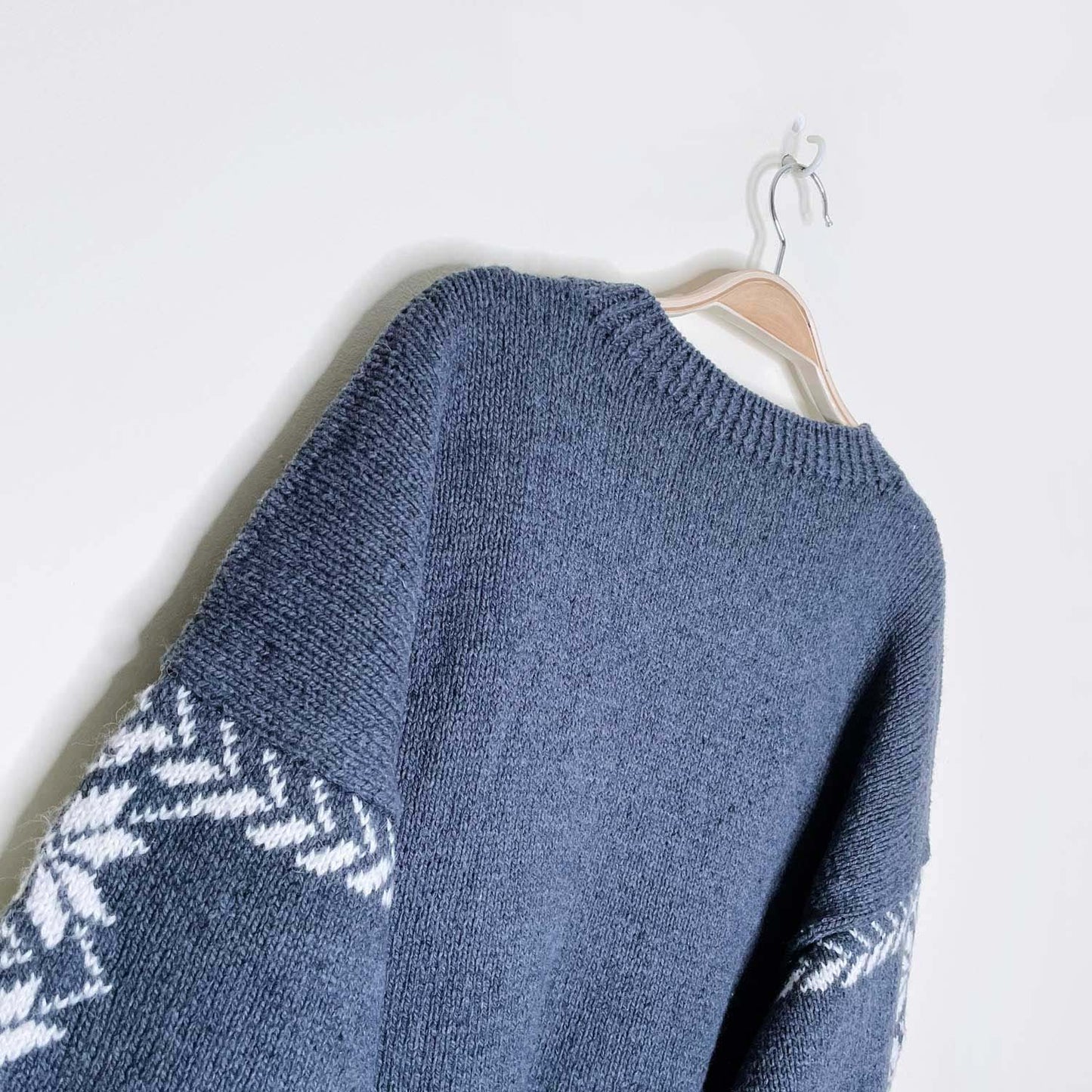 vintage hand knit snowflake stencil sweater - size large