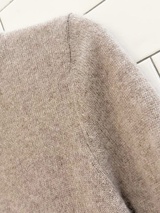 tahari 100% cashmere turtleneck knit sweater - good market thrift store