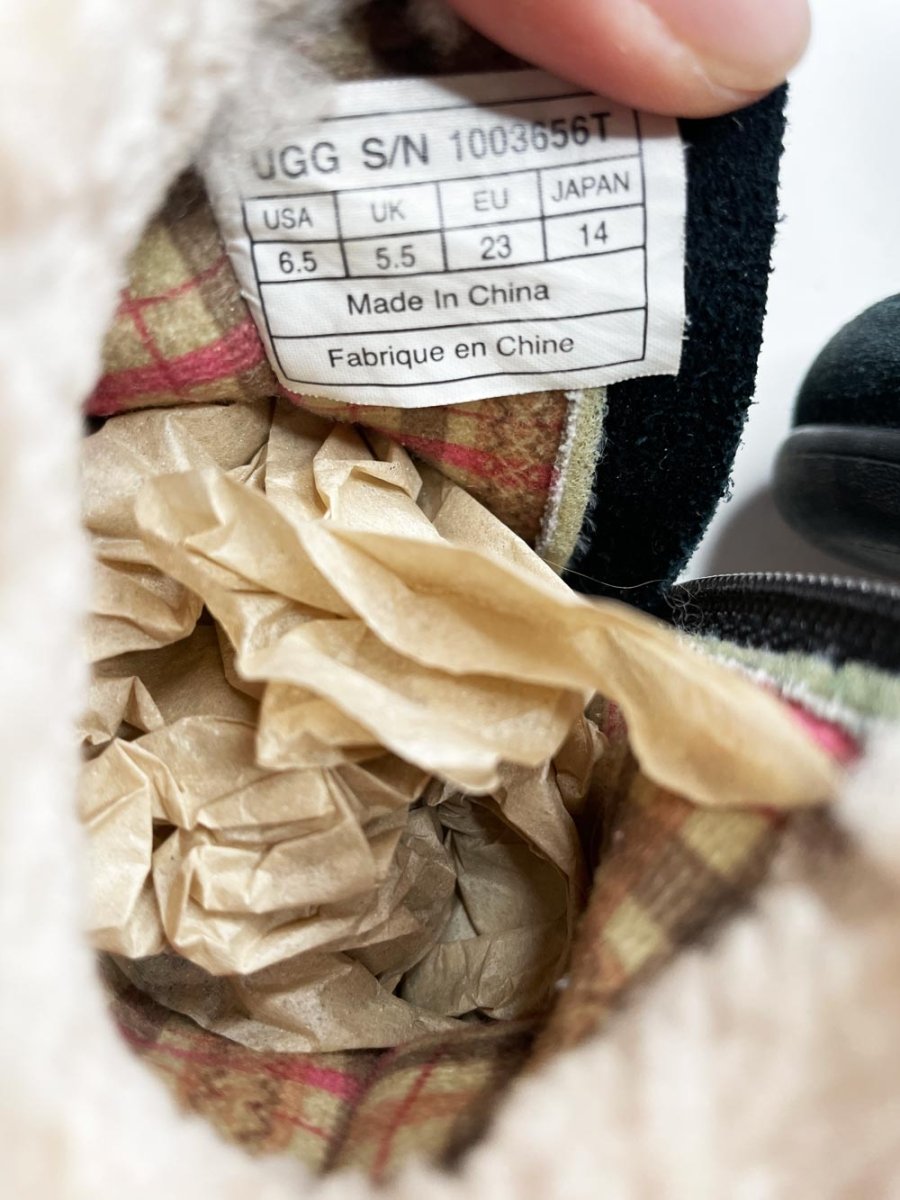 ugg jorie II sheepskin boots for toddlers - good market thrift store