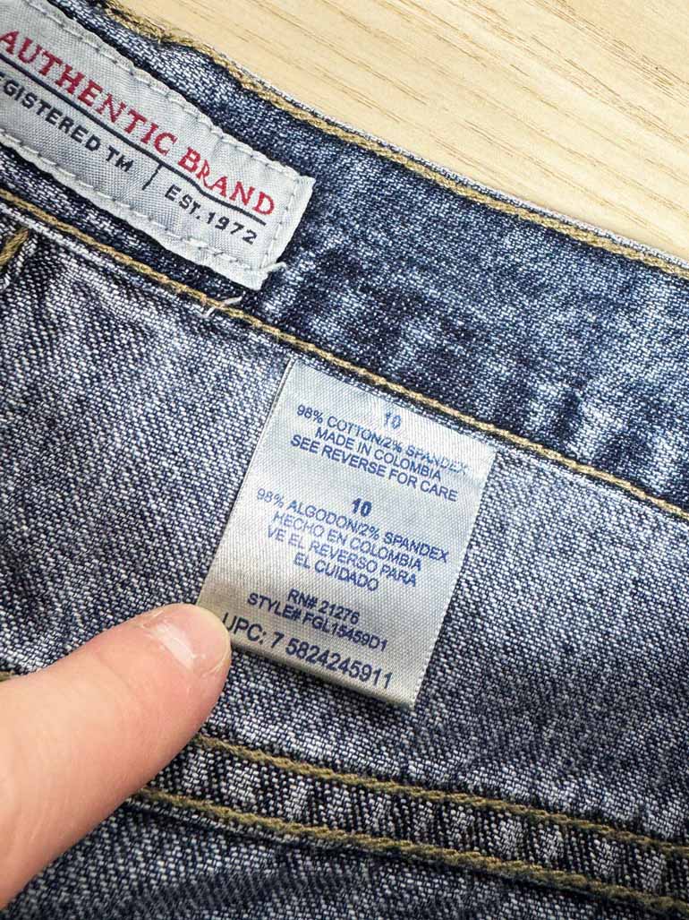 vintage 00s faded glory denim shorts - good market thrift store