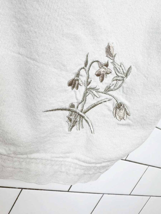 vintage 00s floral embroidery minimal full button twill shirt - good market thrift store
