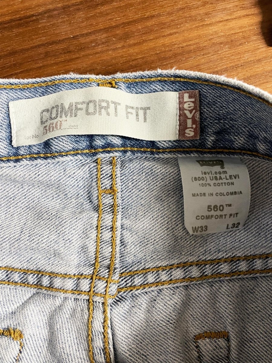 vintage 00s levi's 560 soft denim comfort fit jeans - good market thrift store