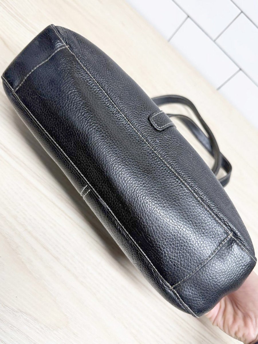 vintage 00s mossimo pebbled leather buckle shoulder bag - good market thrift store