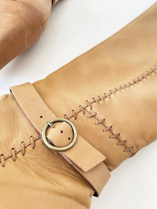 vintage 00s pegaboo soft leather boho stitched heeled boot | lambskin - good market thrift store