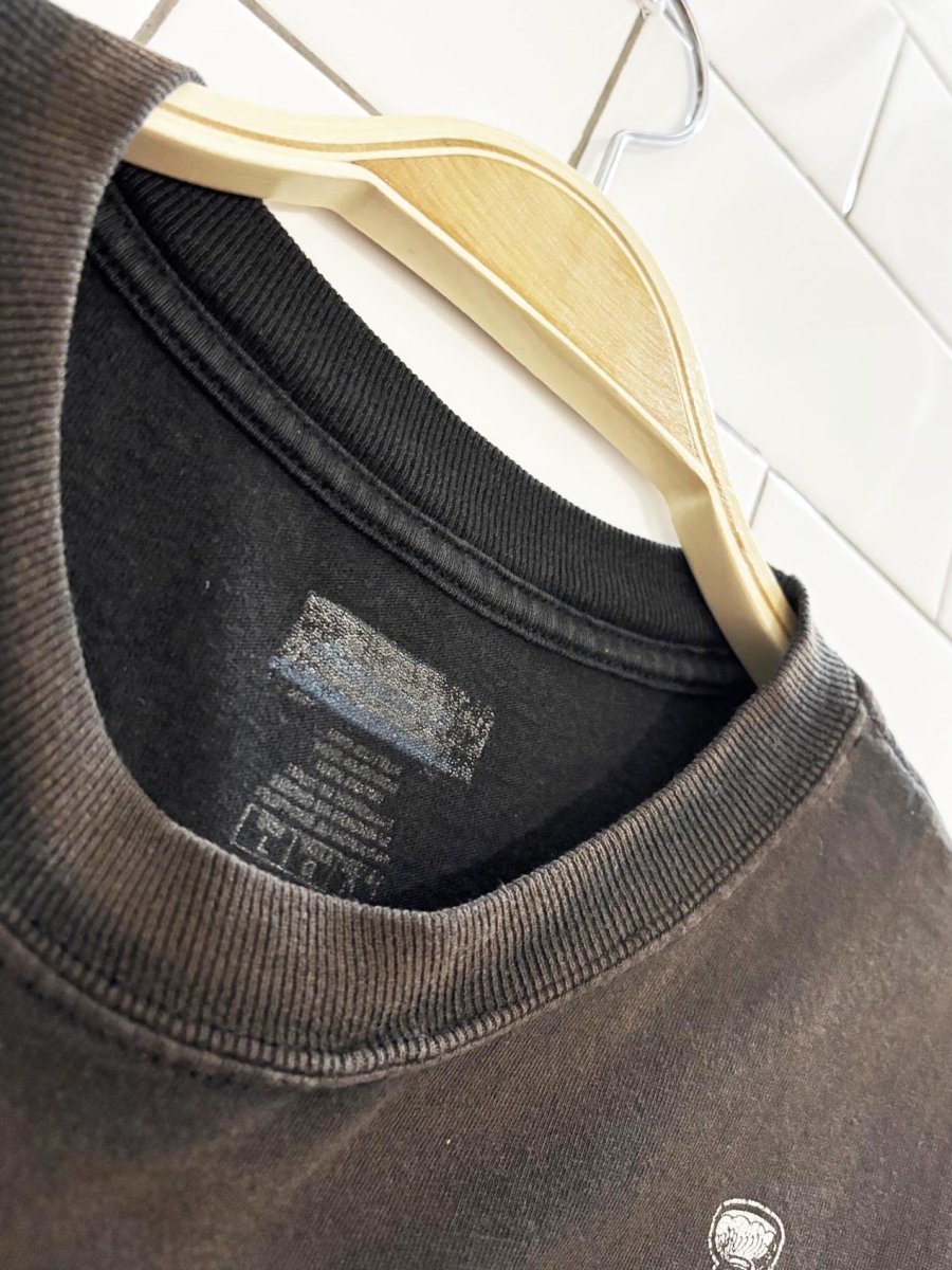 vintage 00s reebok penguins red wings stanley cup tee | NHL - good market thrift store