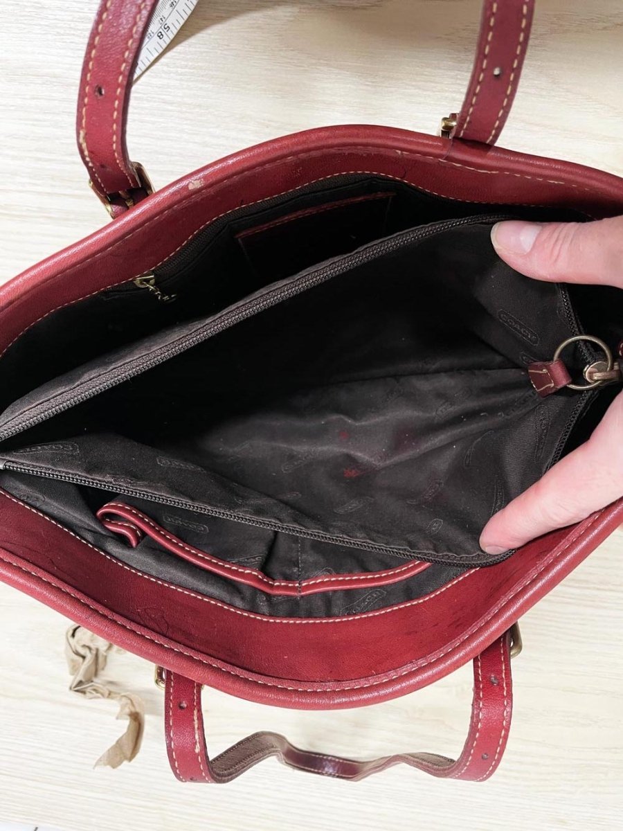 vintage 90s coach legacy leather shoulder bag | A1D - 9813 - good market thrift store
