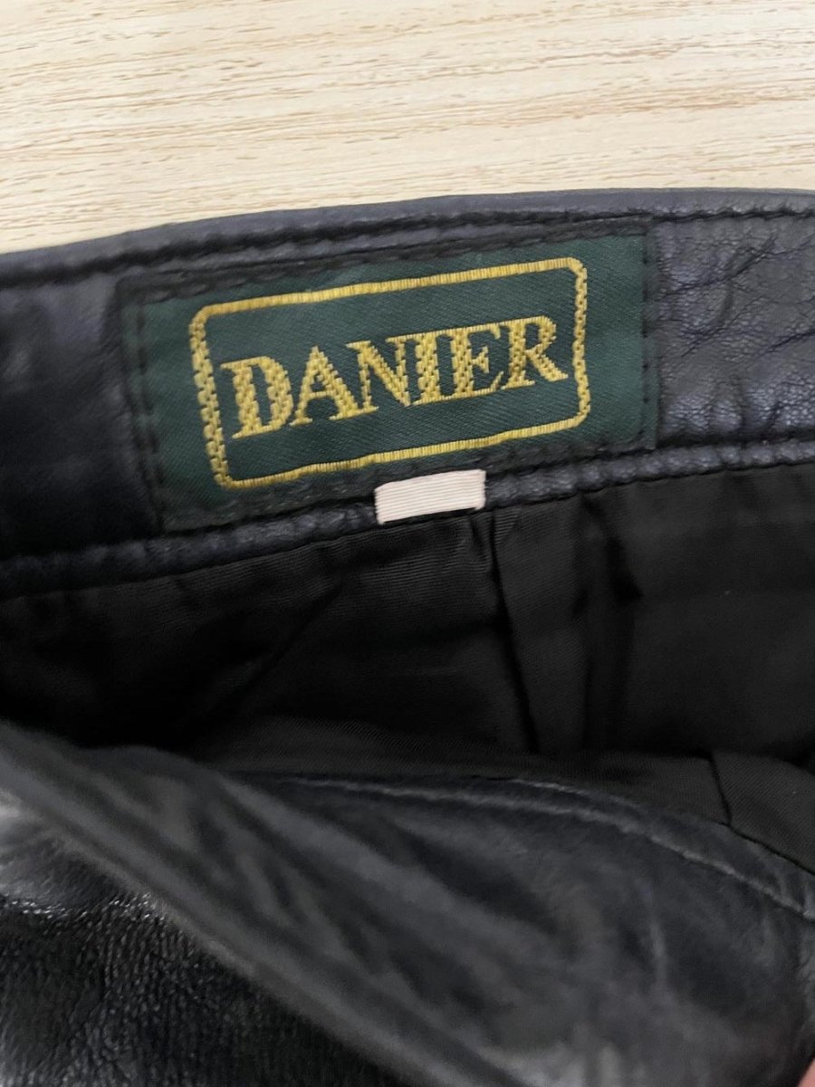 vintage 90s danier butter leather pleated back midi skirt | lambskin - good market thrift store