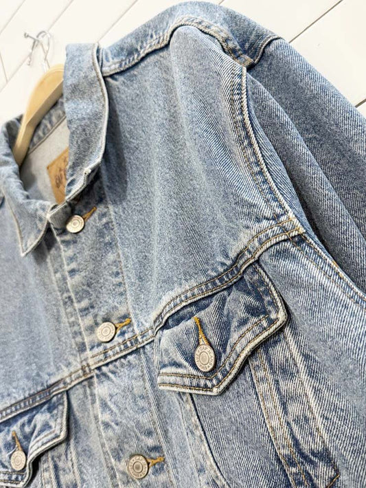 vintage 90s gap denim trucker jacket | born in san francisco 1980 - good market thrift store