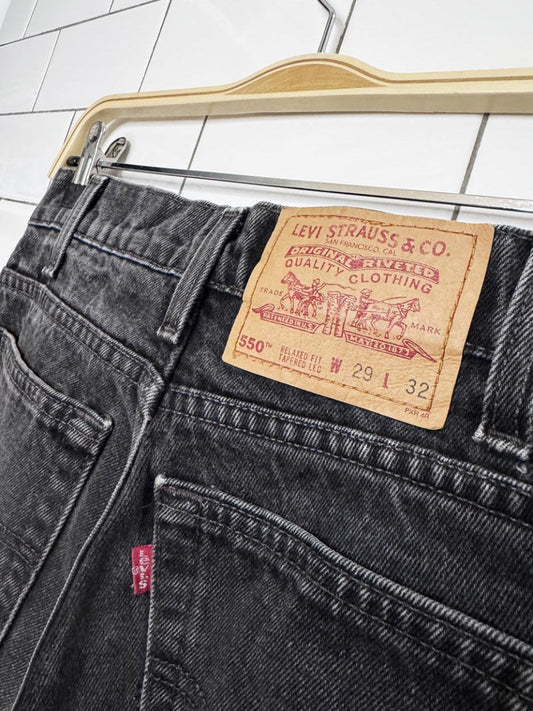 vintage 90s levi's 550 relaxed fit jeans | made in USA - good market thrift store